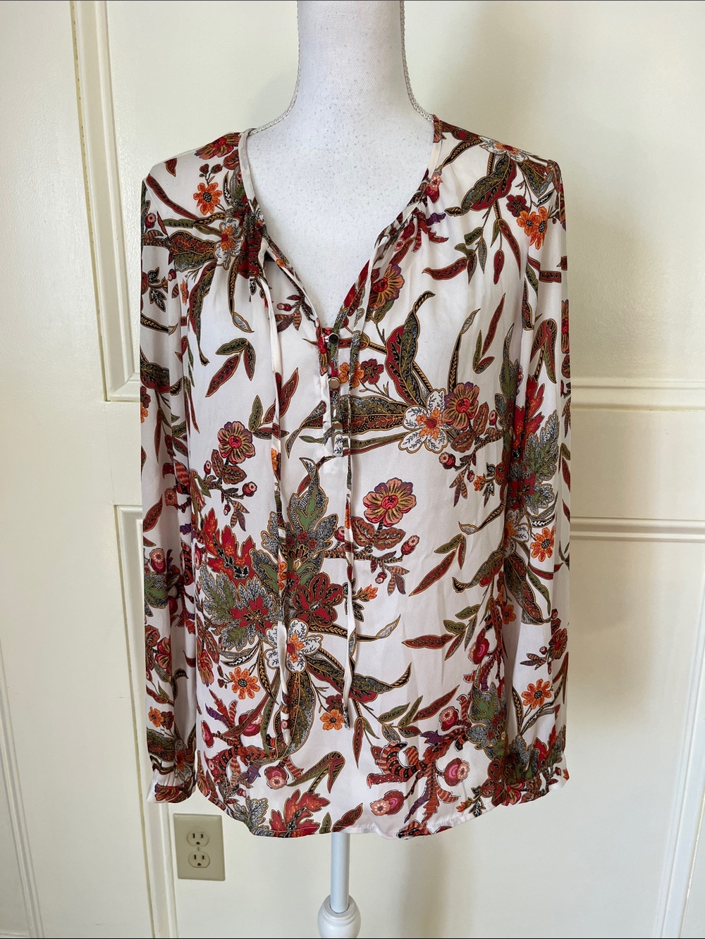 Liz Claiborne Cream Floral Henley Blouse with Red and Green Print